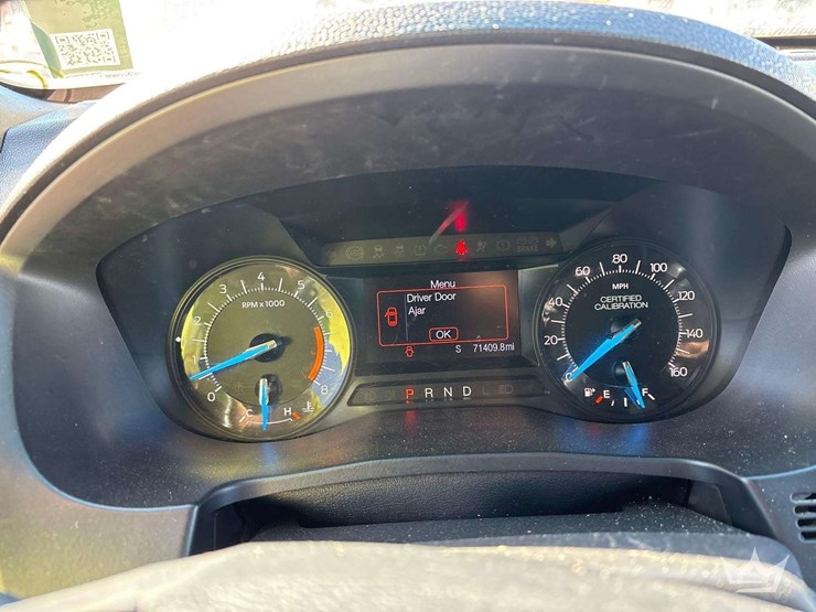 2016-ford-explorer-image-14