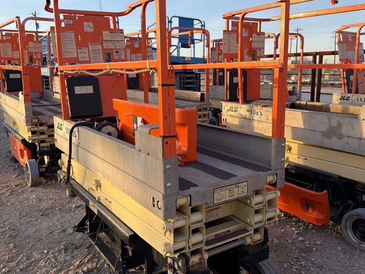 jlg-1930es-image-3