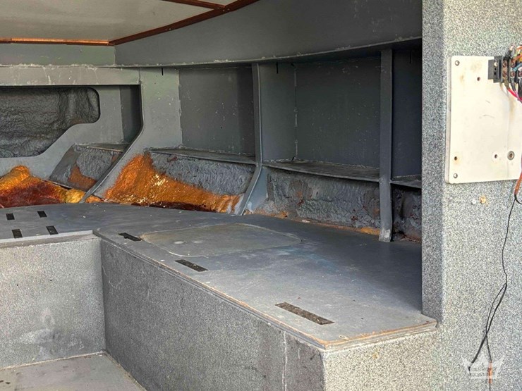 2011-armstong-marine-pilot-house-boat-w/-t/a-boat-trailer-image-50