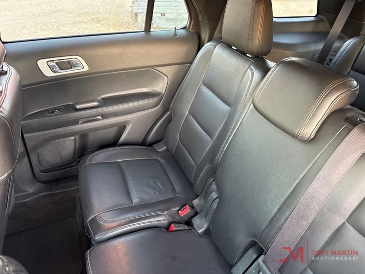 ford-explorer-image-19