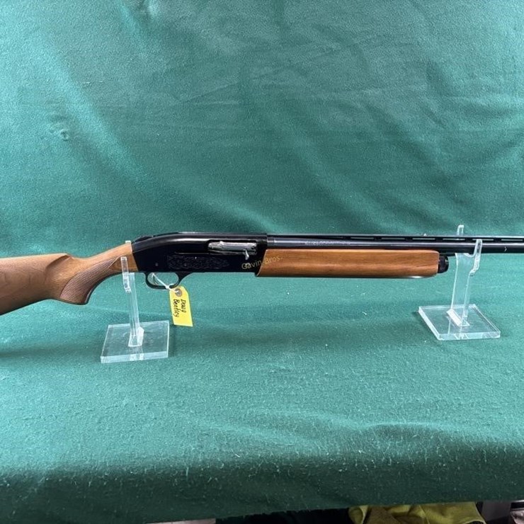 Mossberg Mdl 9200 12 ga Semi Auto