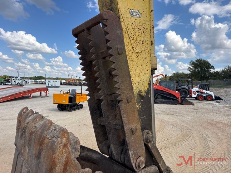 kobelco-sk210-lc-image-11