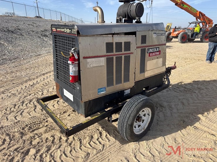 2019-lincoln-electric-vantage-549-hp-welder-/-generator-image-2