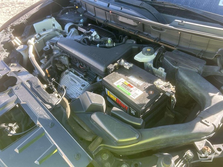 2017-nissan-rogue-image-15