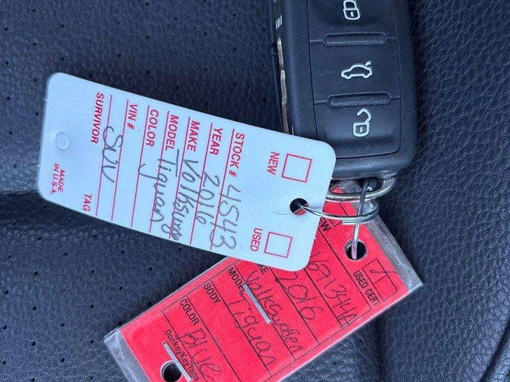 2016-volkswagen-tiguan-image-29