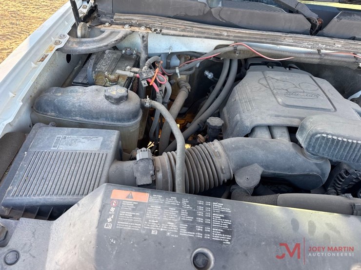 2008-chevrolet-silverado-2500-image-18