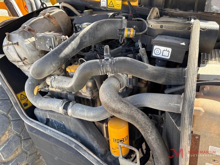 2017-jcb-510-56-image-14