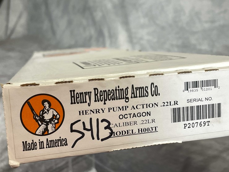 #1196-•-henry-gallery-gun,-22-cal-pump-action-rifle,-sn:-p20769t,-(neenah,-wi)-image-17