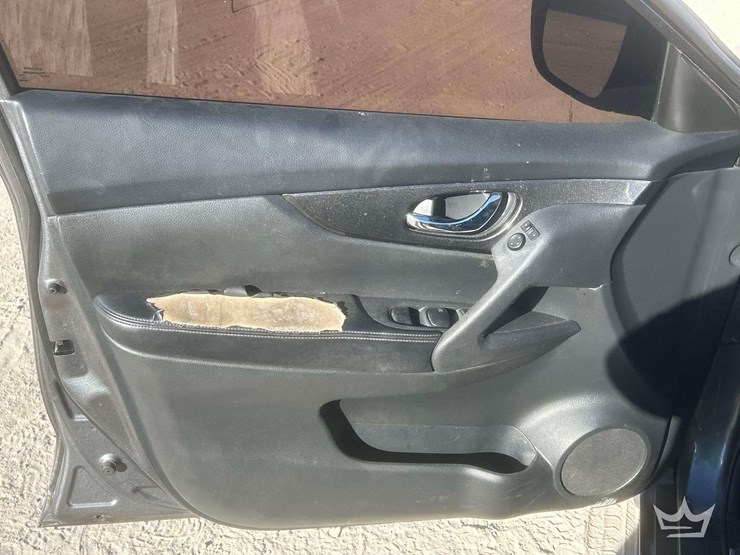 2017-nissan-rogue-image-5