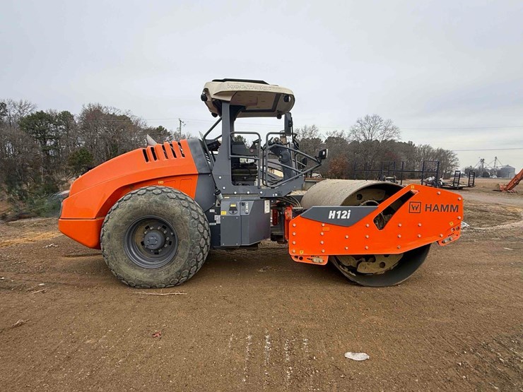 2021-hamm-h12i-image-3