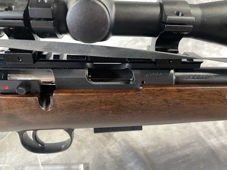 #1181-•-cz457,-17-hmr-bolt-action-rifle,-sn:-d064994,-(neenah,-wi)-image-38