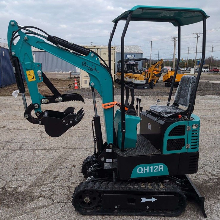 CFG Industrial Mini Excavator - QH12R - GREEN
