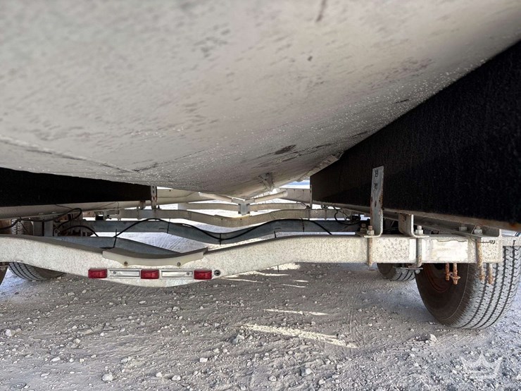 2011-armstong-marine-pilot-house-boat-w/-t/a-boat-trailer-image-67