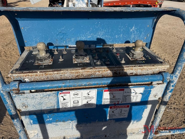 2015-genie-z45/25j-image-11