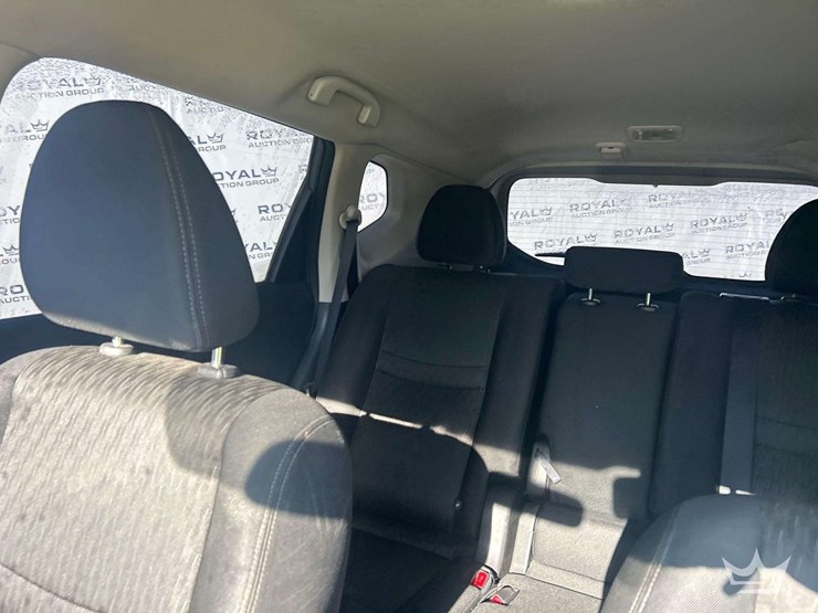 2018-nissan-rogue-image-21