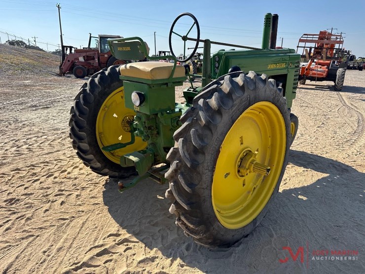 john-deere-model-a-image-2