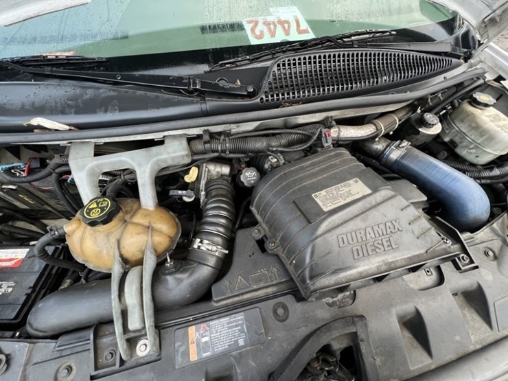 2015-chevrolet-express-paratransit-bus-image-12