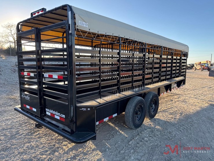 new-2025-delta-24'-gooseneck-cattle-trailer-image-2