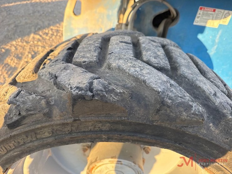 2013-genie-s65-image-5