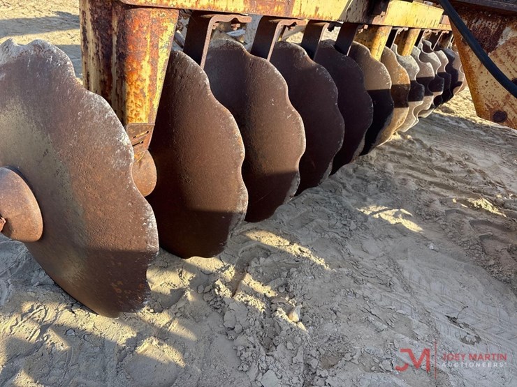 international-15-image-6