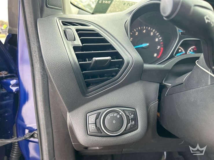 2016-ford-escape-image-15