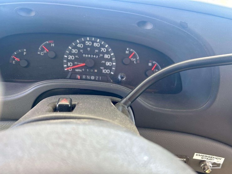 2003-coachmen-catalina-sport-220rk-class-c-motorhome-image-12