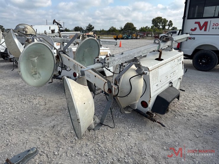 allmand-nite-lite-pro-light-tower-image-2