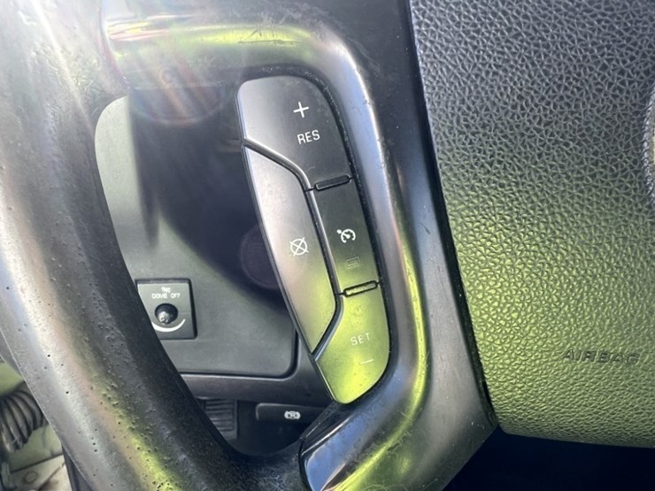 2014-chevrolet-express-paratransit-bus-image-26