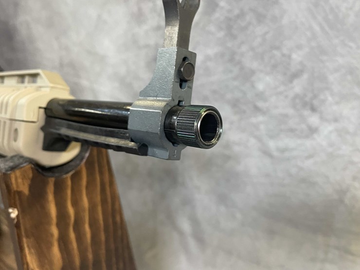 #2086-•-hi-point-4595-carbine-45-auto-semi-auto-rifle,-sn:-r124911-(downing,-wi)-image-8