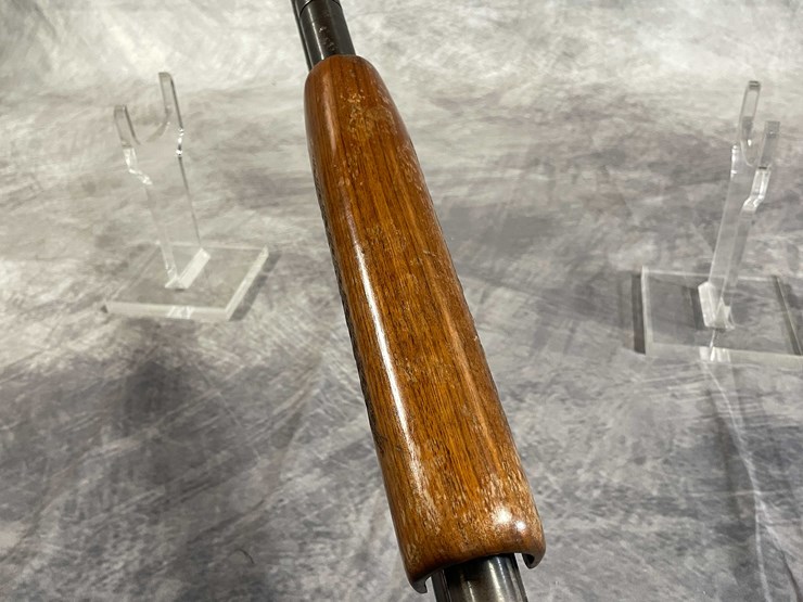 #4057-•-mossberg-model-550,-20-ga.-pump-action-shotgun,-sn:-nsn,-(neenah,-wi)-image-17