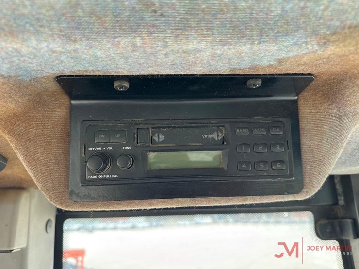 new-holland-tl100-image-27