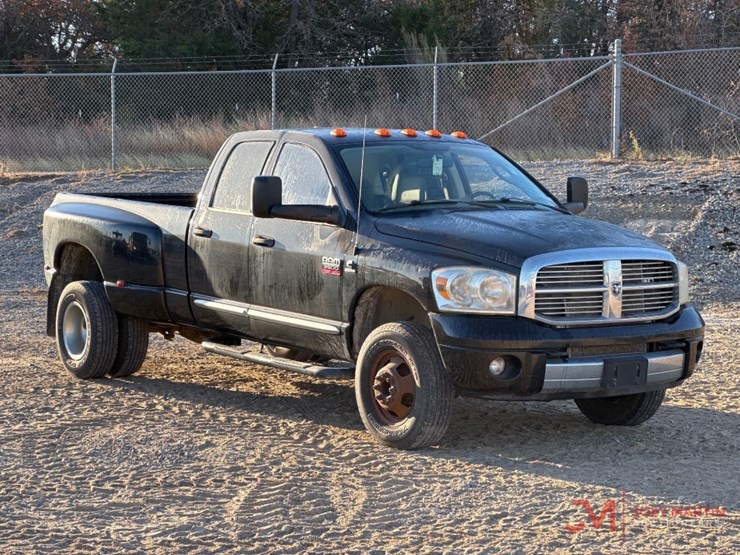 dodge-ram-3500-image-1