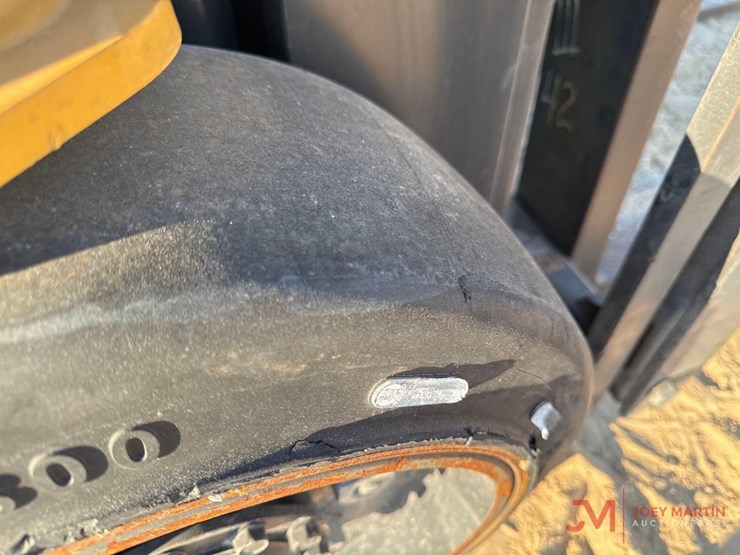 caterpillar-ec30n2-image-9