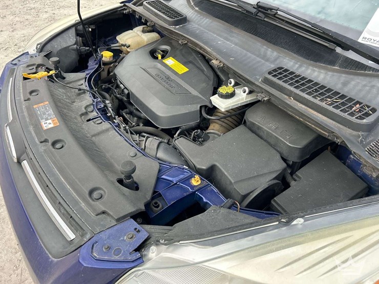 2016-ford-escape-image-8