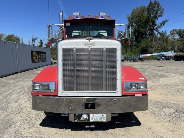 1997-peterbilt-567-image-8
