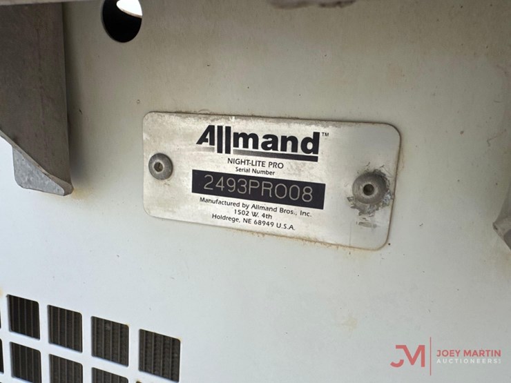 allmand-nite-lite-pro-light-tower-image-12