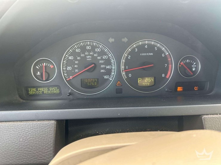 2008-volvo-xc90-image-13