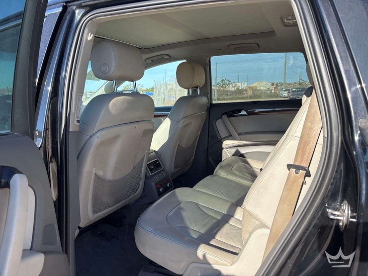 2014-audi-q7-image-22