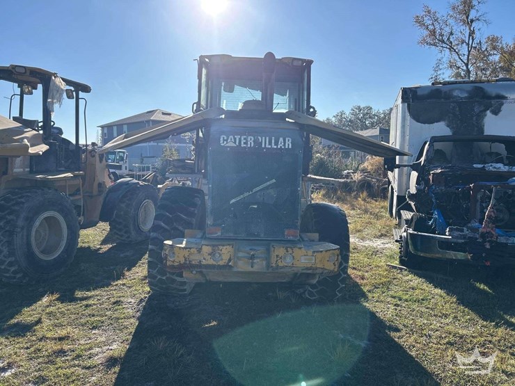 caterpillar-928g-image-14