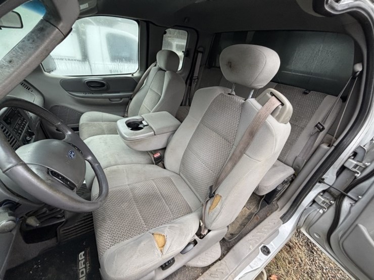 2002-ford-f150-image-24