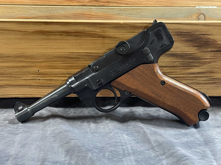 #1209-•-ati-and-stoeger-schmeisser-gsg-stg-44-and-luger-p08,-22-lr-semi-auto-rifle-&-pistol,-sn:-a703873,-a703873,-(neenah,-wi)-image-5