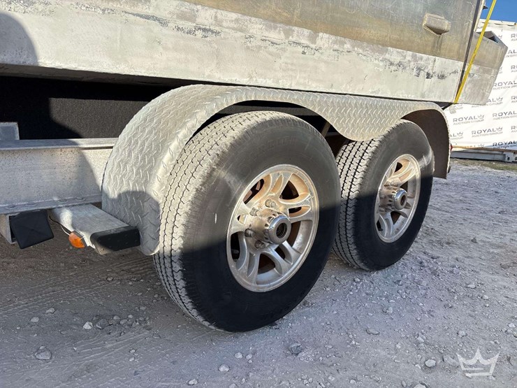 2011-armstong-marine-pilot-house-boat-w/-t/a-boat-trailer-image-60