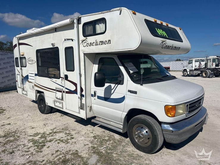 2003-coachmen-catalina-sport-220rk-class-c-motorhome-image-1
