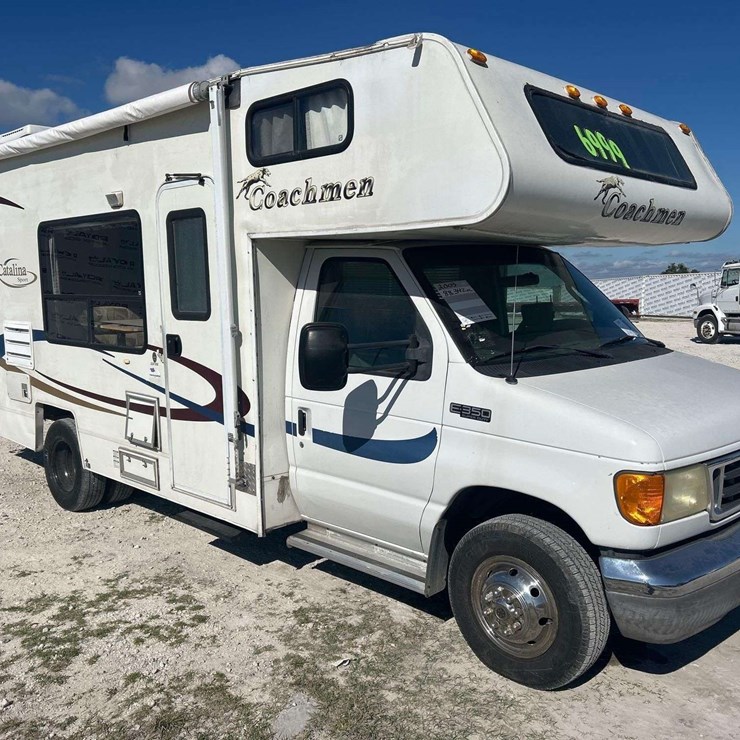 2003 Coachmen Catalina Sport 220RK Class C Motorhome