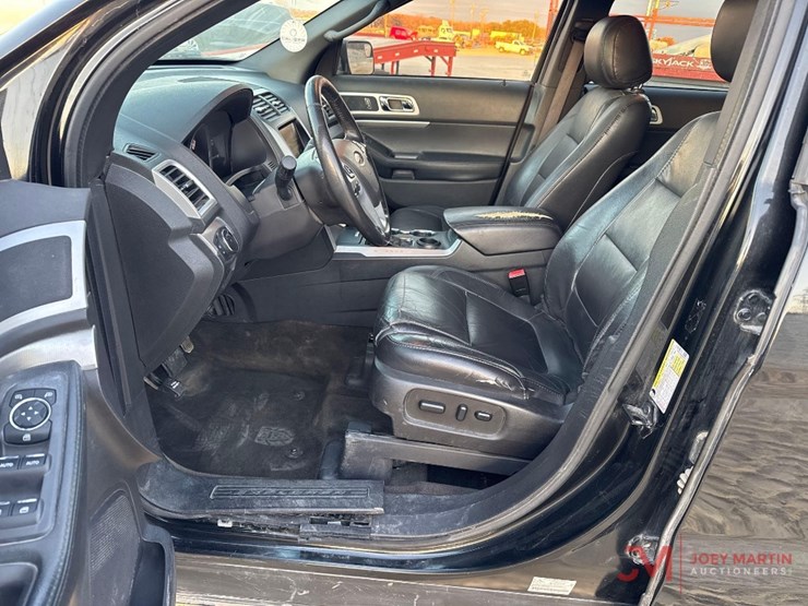 ford-explorer-image-23