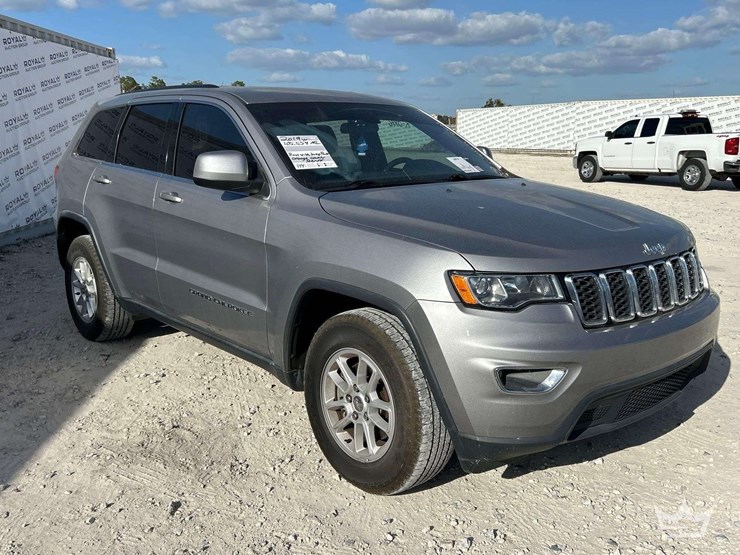2019-jeep-grand-cherokee-image-2