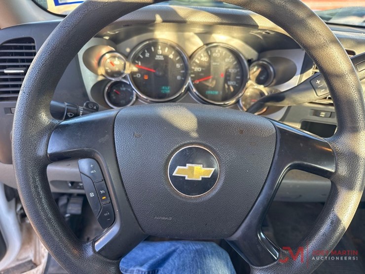 2008-chevrolet-silverado-2500-image-29