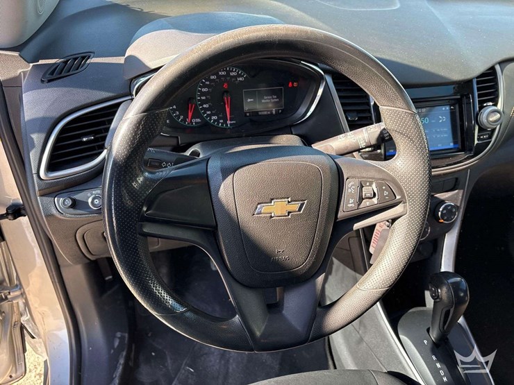 2018-chevrolet-trax-suv-image-13