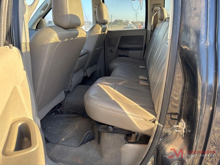 dodge-ram-3500-image-15