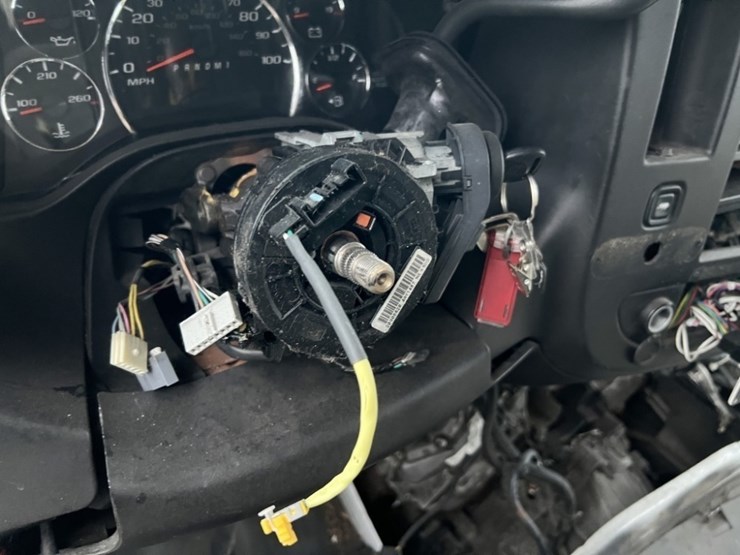 2014-chevrolet-express-paratransit-bus-image-29